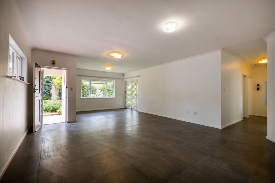 To Let 3 Bedroom Property for Rent in Onder Papegaaiberg Western Cape